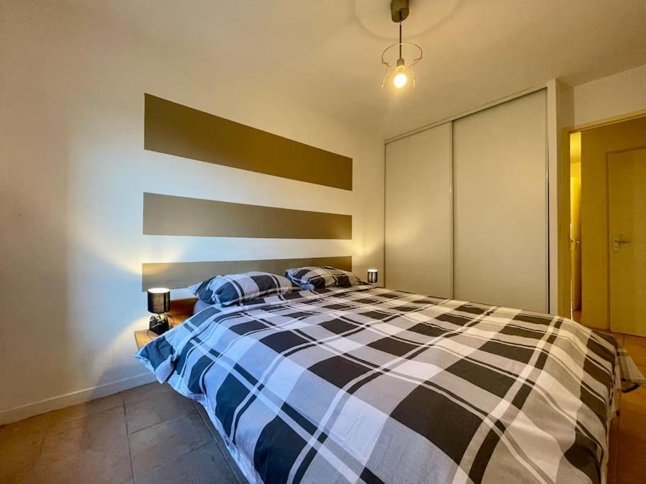 L'Appartement Michelet - Parking Prive Et Gratuit - 2Km Cite Medievale カルカソンヌ エクステリア 写真